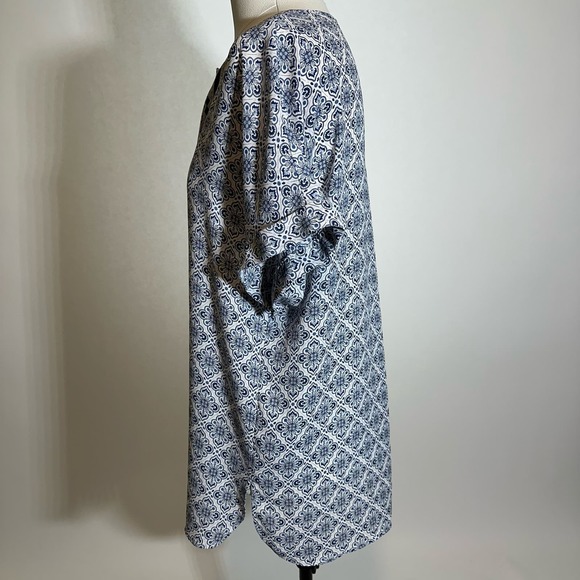 Max Studio Blue/White Boho Floral Print Short Sleeve Blouse Womens Size Medium M - Picture 3 of 9